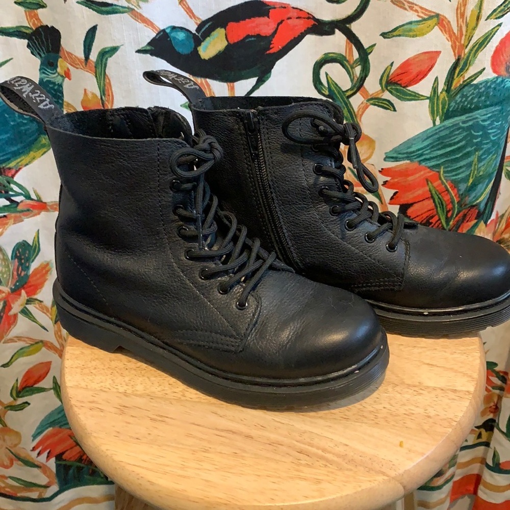 Black dr martens boots